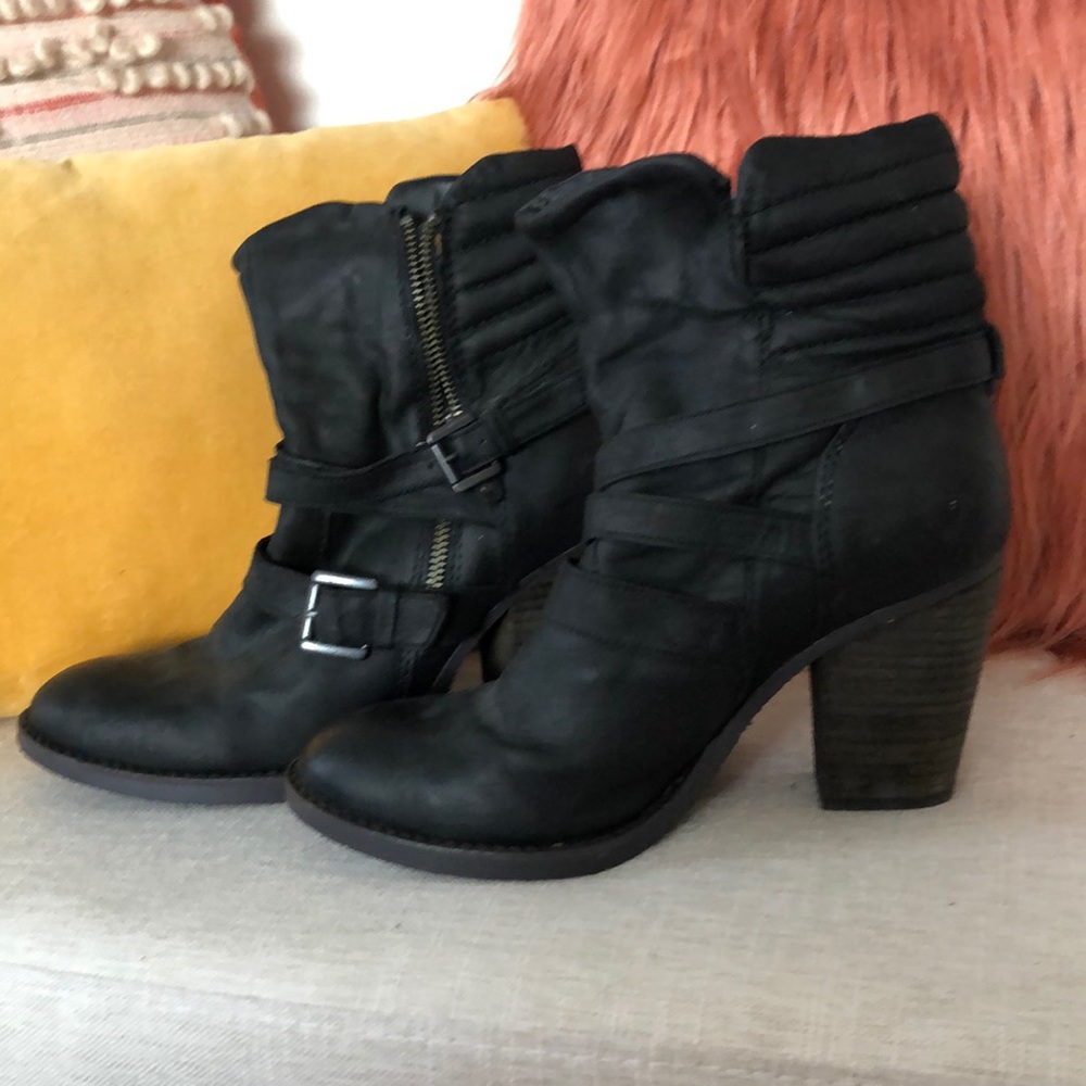 Steve Madden black moto boots